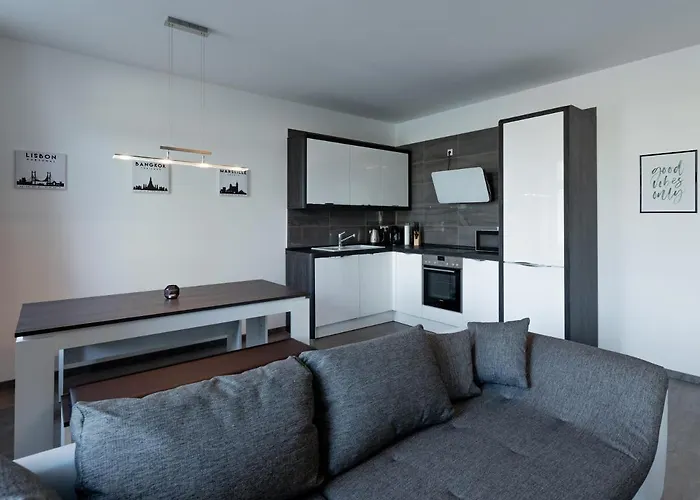 شقة Moderne Appartments Im Stadtzentrum شيمنيتز